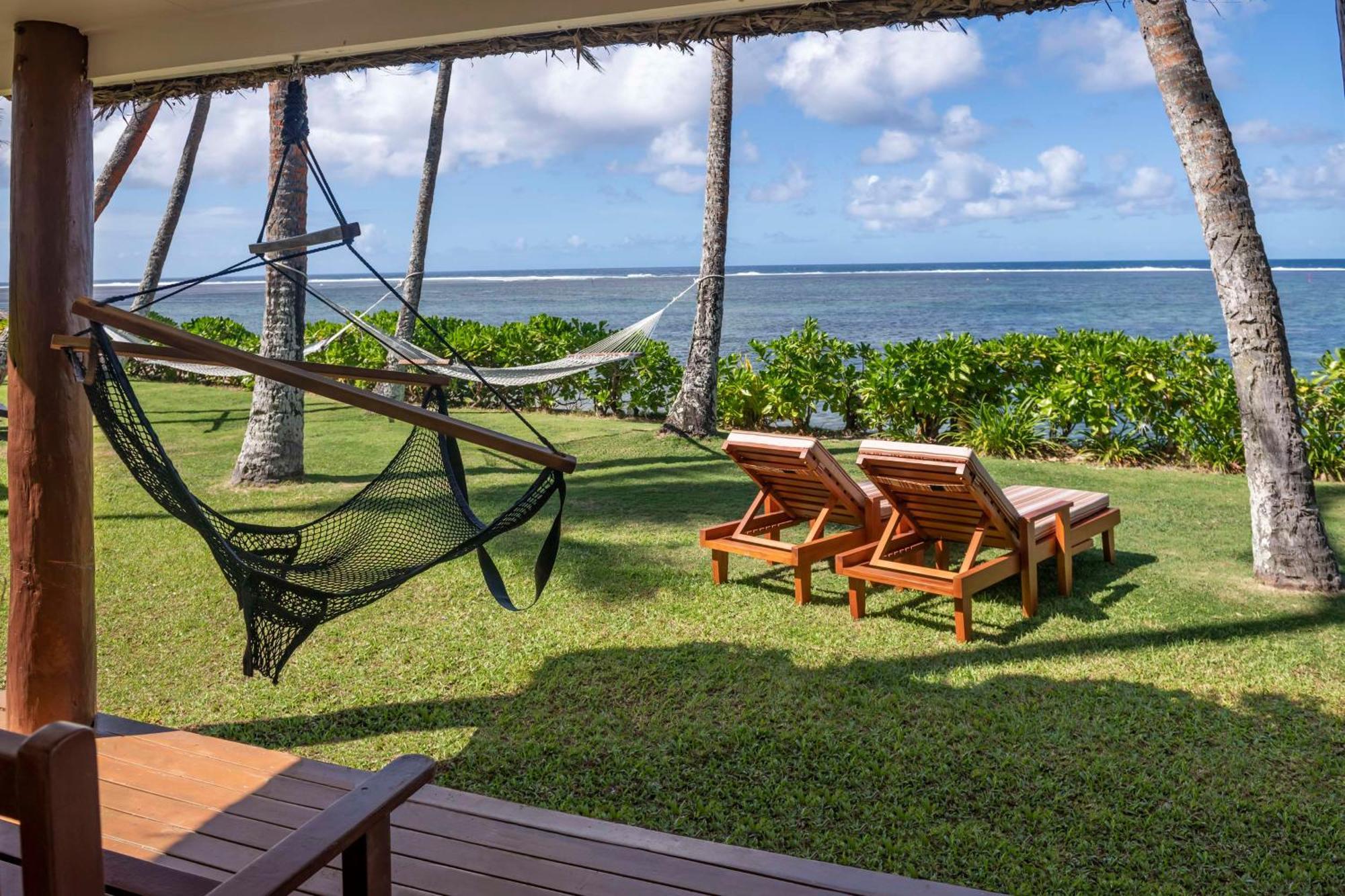 Outrigger Fiji Beach Resort Korotogo Exteriér fotografie View from a bungalow
