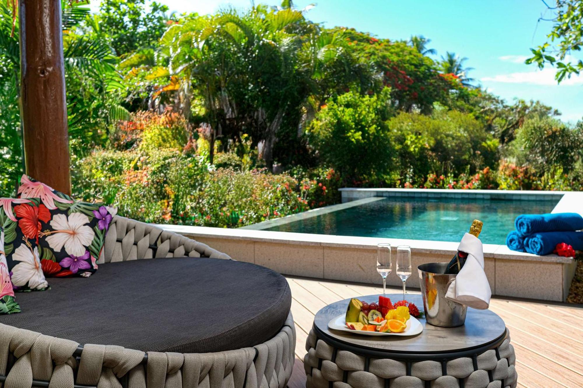 Outrigger Fiji Beach Resort Korotogo Exteriér fotografie