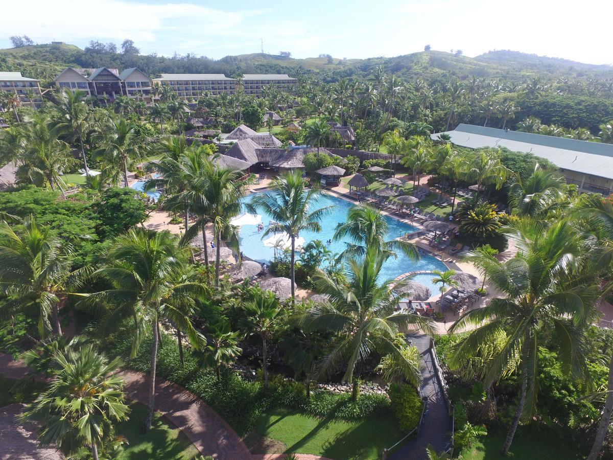 Outrigger Fiji Beach Resort Korotogo Exteriér fotografie Aerial view of the resort